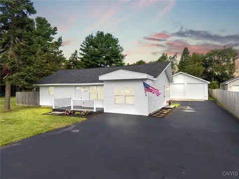 27609 State Route 3, Le Ray, NY 13601