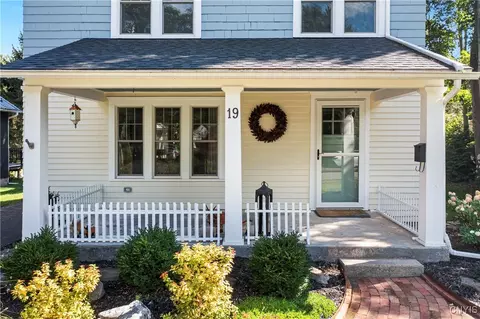 19 Highland St, Skaneateles, NY 13152
