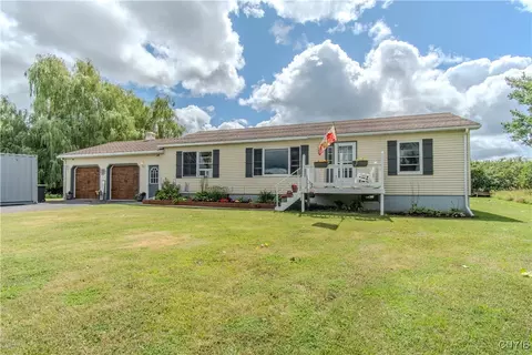 21178 Gillette Rd, Watertown, NY 13601