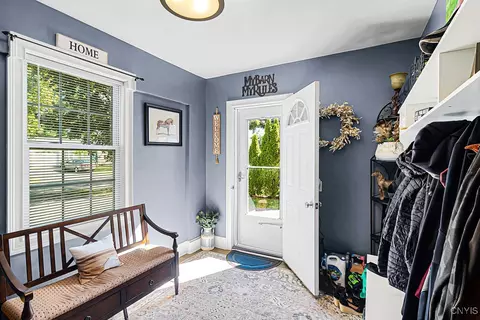 Entry Way - 417 Richmond Rd, Utica, NY 13502 photo 1 of 1