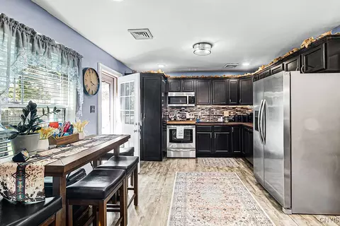 Kitchen - 417 Richmond Rd, Utica, NY 13502 photo 1 of 4