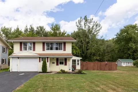 331 Frederick St E, East Syracuse, NY 13057