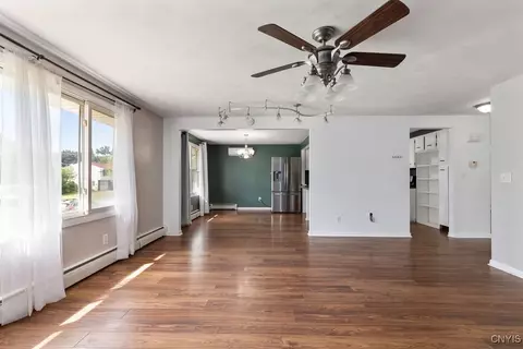 331 Frederick St E, East Syracuse, NY 13057 photo 8