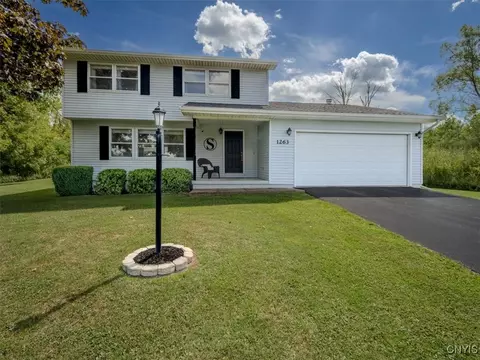 1263 Upp Lenox Ave, Oneida, NY 13421