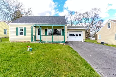 109 Kendall Dr E, East Syracuse, NY 13057