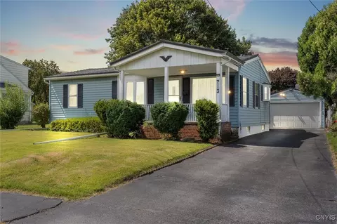 713 N Highland Ave, East Syracuse, NY 13057