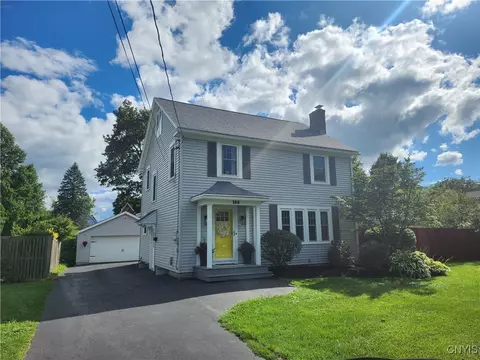 184 E Genesee St, Skaneateles, NY 13152