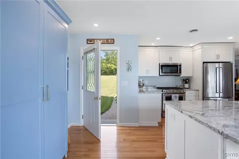 Entry Way - 5872 E Lake Rd, Romulus, NY 14541 photo 1 of 3