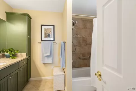 Bath - 5872 E Lake Rd, Romulus, NY 14541 photo 3 of 5