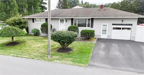 415 Cypress St, Utica, NY 13502