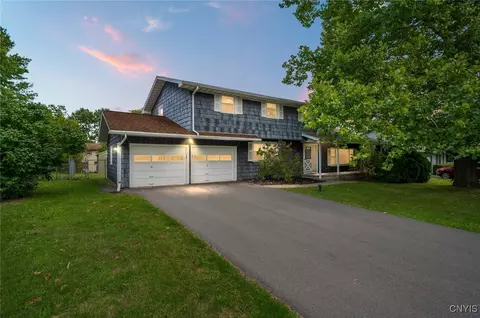 106 Donridge Dr, Syracuse, NY 13214