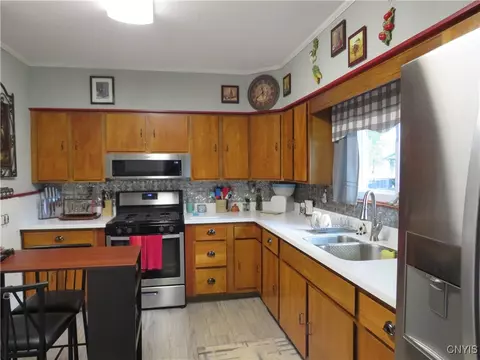 1196 Upper Lenox Ave, Oneida, NY 13421 photo 14