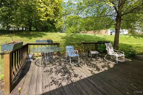 Exterior - 511 E Seneca St, Manlius, NY 13104 photo 4 of 5
