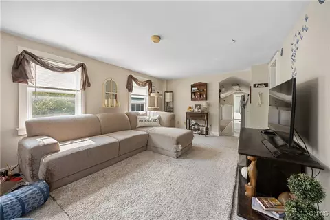 Living - 511 E Seneca St, Manlius, NY 13104 photo 1 of 2