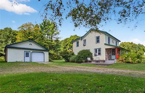 59 Graves Rd, Palermo, NY 13036