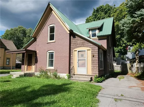 525 Franklin St, Watertown, NY 13601