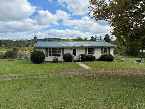 2274 E Freetwn Tx Valley Rd, Freetown, NY 13040