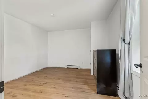 Bedroom - 3086 High Rd, Lysander, NY 13027 photo 3 of 5