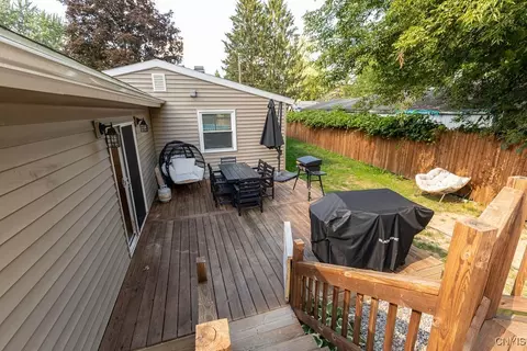 Exterior - 3086 High Rd, Lysander, NY 13027 photo 10 of 16