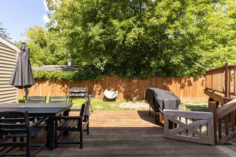 Exterior - 3086 High Rd, Lysander, NY 13027 photo 5 of 16