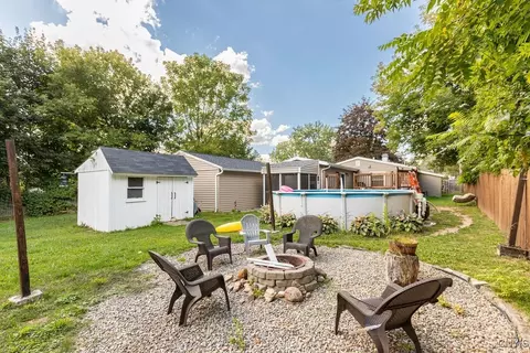 Exterior - 3086 High Rd, Lysander, NY 13027 photo 14 of 16