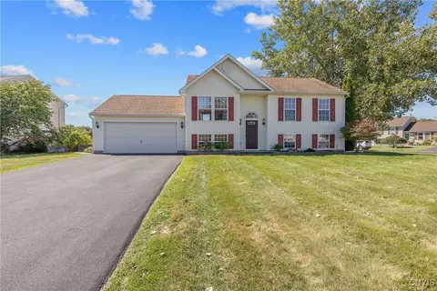 5312 Jillian Ln, Brewerton, NY 13029