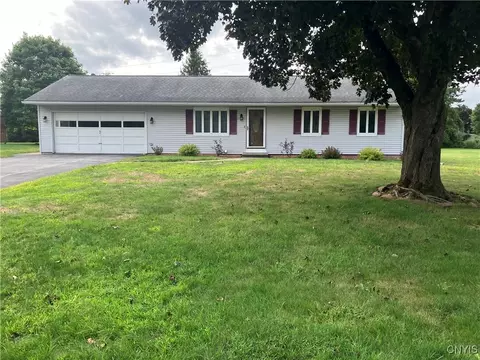 8296 Northgate Dr, Rome, NY 13440