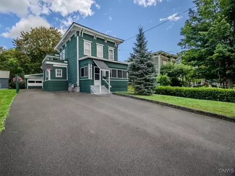 316 S Peterboro St, Lenox, NY 13032