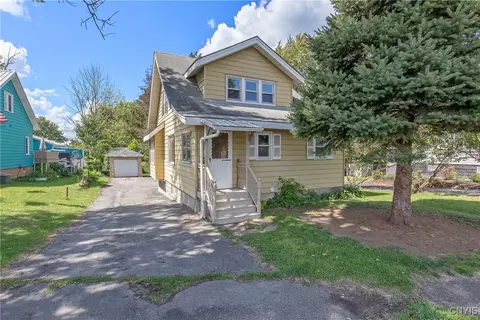 1905 Brewerton Rd, Salina, NY 13211