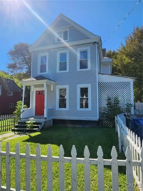 105 Elliott St, Syracuse, NY 13204