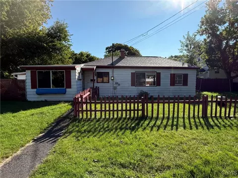 201 Beley Ave, Salina, NY 13211