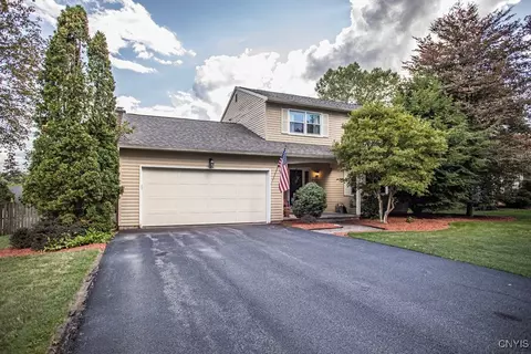 99 Charing Rd, Syracuse, NY 13214