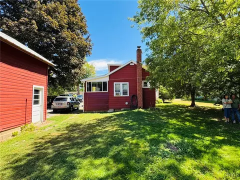 Exterior - 9 Castle St, Oneida, NY 13421 photo 7 of 8
