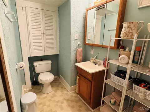 Bath - 9 Castle St, Oneida, NY 13421 photo 2 of 2