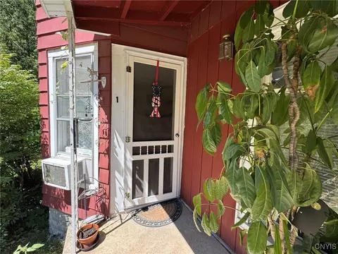 Exterior - 9 Castle St, Oneida, NY 13421 photo 3 of 8