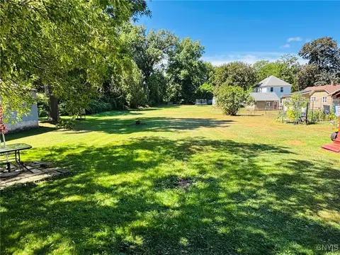 Exterior - 9 Castle St, Oneida, NY 13421 photo 8 of 8