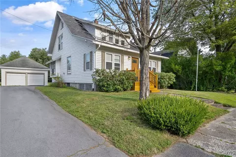 4961 N Jefferson St, Pulaski, NY 13142