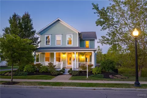 112 Orchard Rd, Skaneateles, NY 13152
