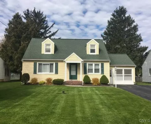 125 Sunnybrook Dr, Syracuse, NY 13219