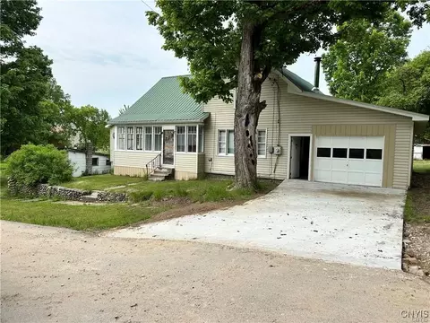 21 Church St, Fine, NY 13639