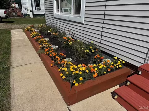 Exterior - 1412 W Chestnut St, Olean, NY 14760 photo 9 of 10