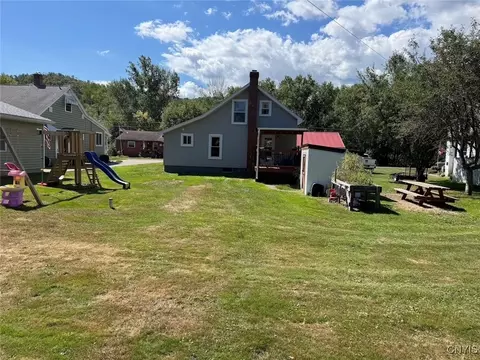 Exterior - 1412 W Chestnut St, Olean, NY 14760 photo 10 of 10