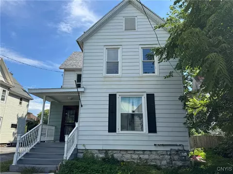 221 S Hamilton St, Watertown, NY 13601