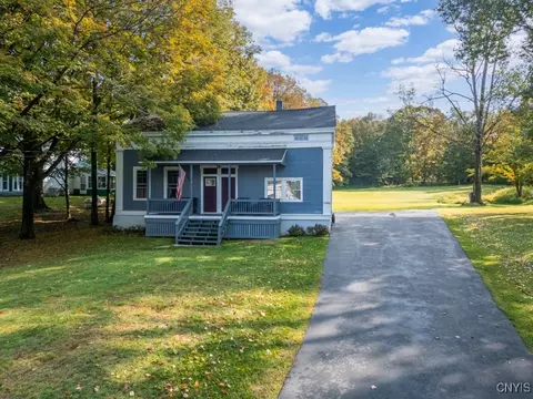 7506 East St, Newport, NY 13416