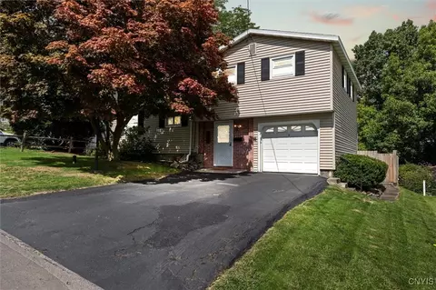 202 Fairdale Ave, Syracuse, NY 13207