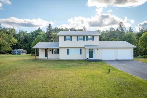 1347 County Route 57, Volney, NY 13069