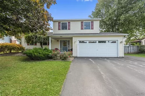 4913 Look Kinney Cir, Liverpool, NY 13088