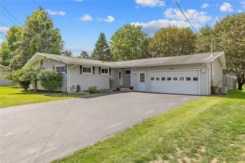 103 Ronnell Dr, Geddes, NY 13219