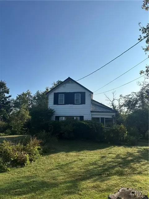 2620 Lake Rd, Oneida, NY 13421