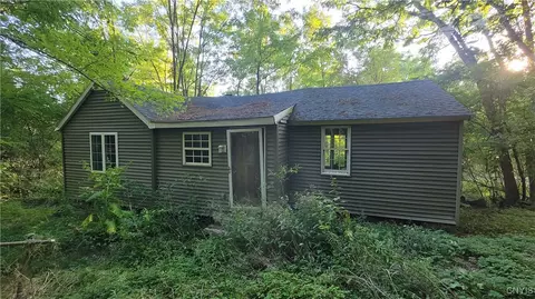 123 Piper Rd, Herkimer, NY 13350